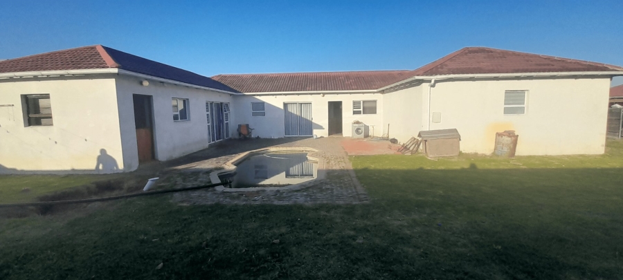 3 Bedroom Property for Sale in Fairview Eastern Cape